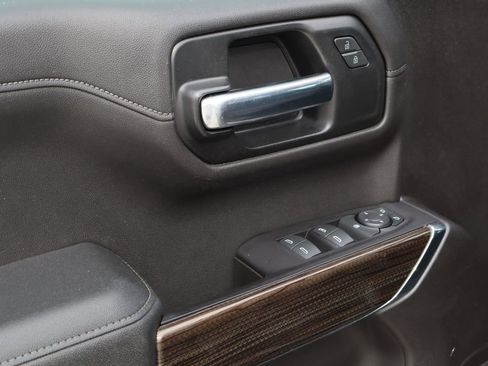 Used 2020 Chevrolet Silverado 1500 LT w/ All-Star Edition image 19