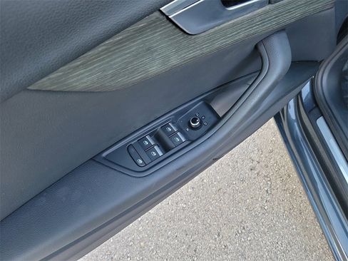 Used 2017 Audi A4 2.0T Premium w/ Convenience Package image 16