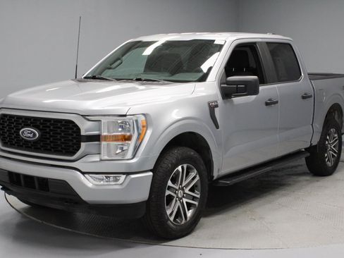 Certified 2022 Ford F150 XL w/ STX Appearance Package image 8