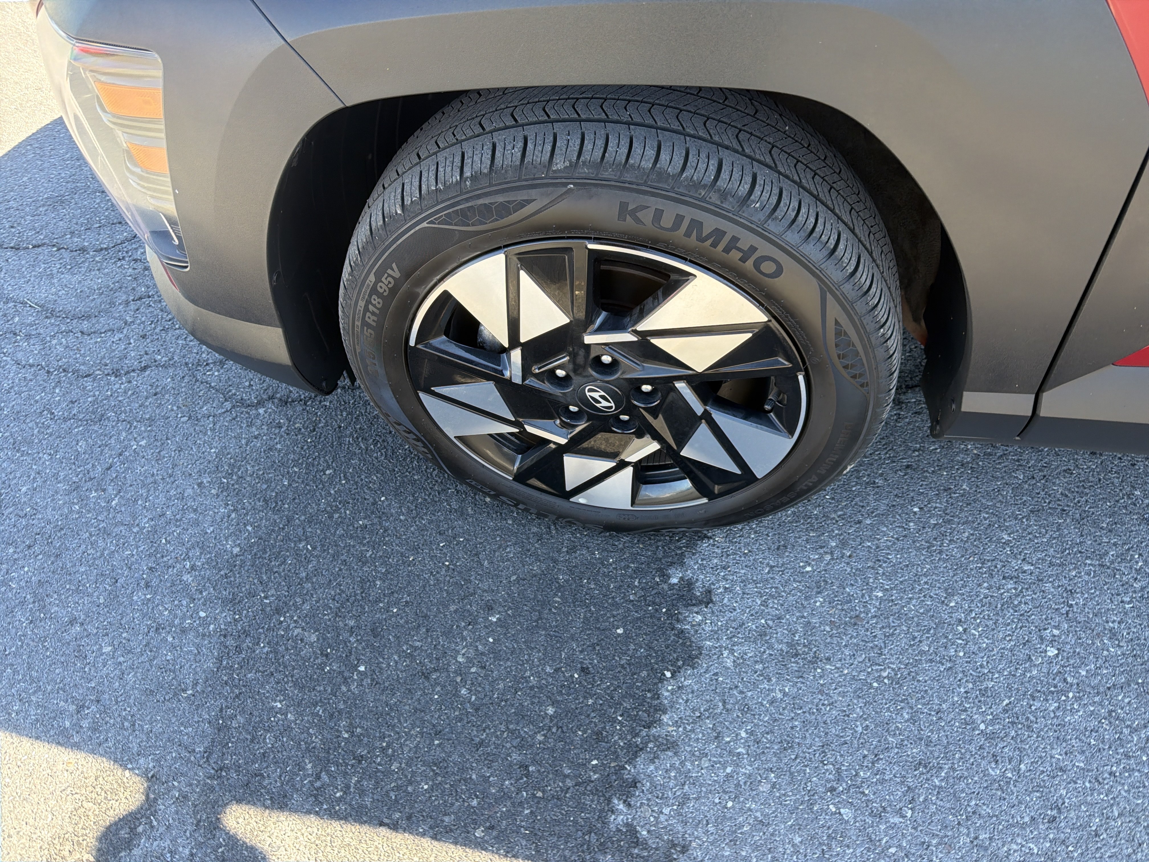 Used 2025 Hyundai Kona SEL FWD image 11