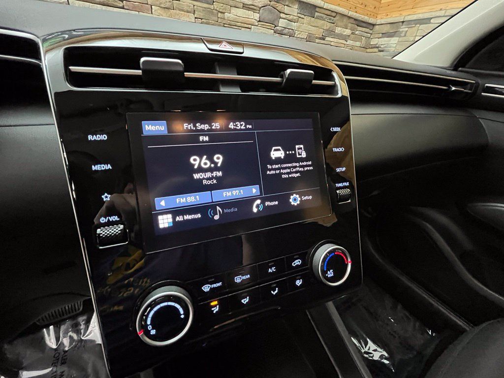 Used 2024 Hyundai Tucson SE AWD/4WD image 27
