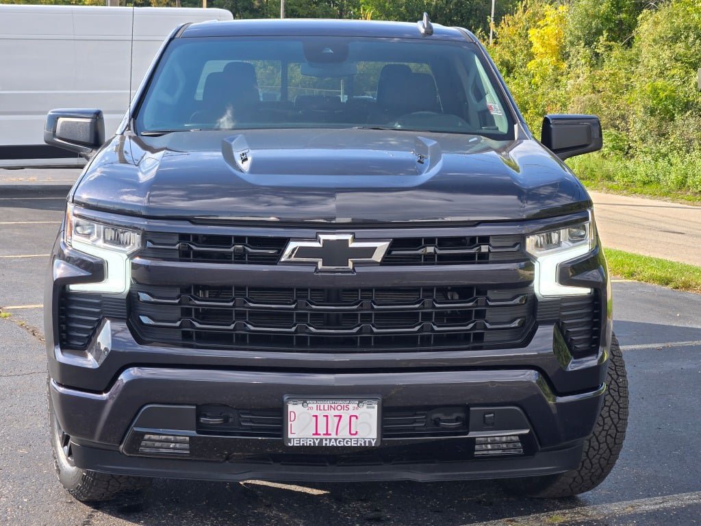 Used 2024 Chevrolet Silverado 1500 RST w/ Convenience Package II AWD/4WD image 3