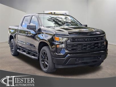 New 2026 Chevrolet Silverado 1500 Custom w/ Turbomax Blackout Package