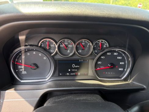 Used 2020 Chevrolet Silverado 1500 LT w/ All-Star Edition AWD/4WD image 12