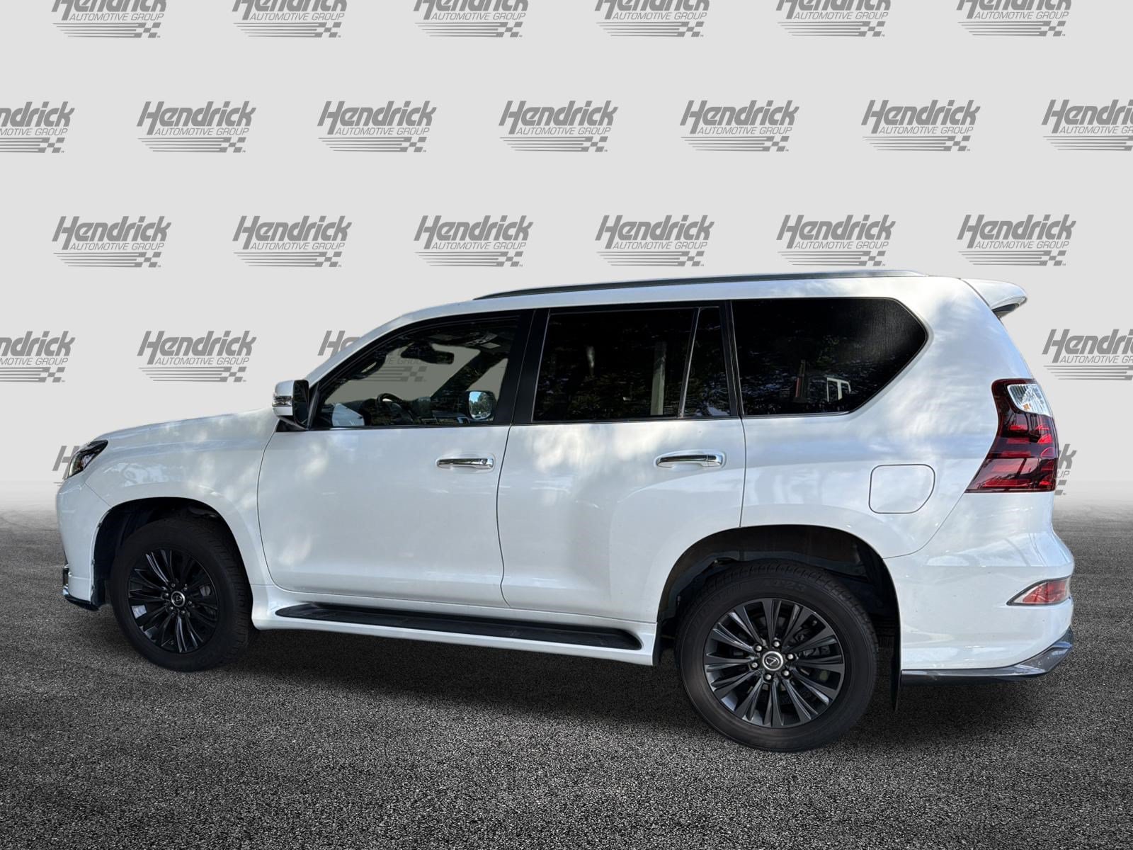 Used 2022 Lexus GX 460 Premium w/ Accessory Package AWD/4WD image 6