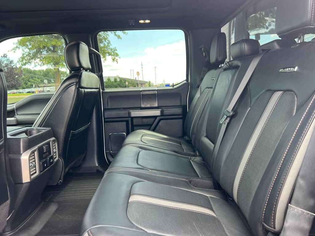 Used 2019 Ford F150 Platinum w/ Equipment Group 701A Luxury AWD/4WD image 5