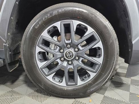 Used 2023 Toyota Sequoia Limited image 11