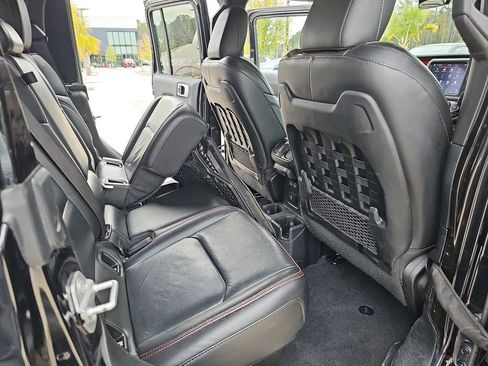 Used 2021 Jeep Gladiator Rubicon image 14