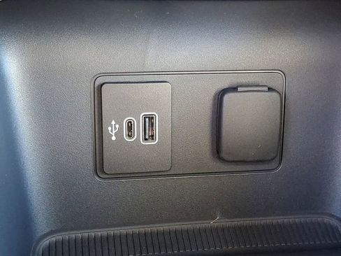 New 2026 Ford Explorer Active w/ Active Comfort Package image 19