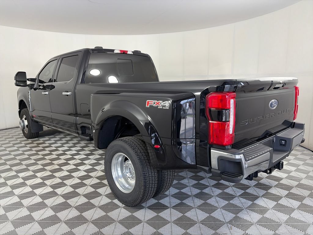 Certified 2023 Ford F350 Lariat w/ Lariat Ultimate Package AWD/4WD image 5