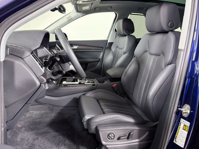 Certified 2024 Audi Q5 2.0T Premium Plus w/ Premium Plus Package AWD/4WD image 19
