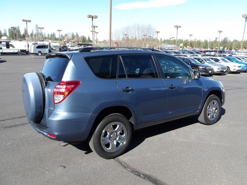 Used 2011 Toyota RAV4 LE w/ Base L4 Extra Value Pkg image 5