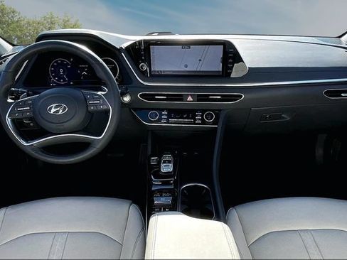 Used 2022 Hyundai Sonata Limited FWD image 7