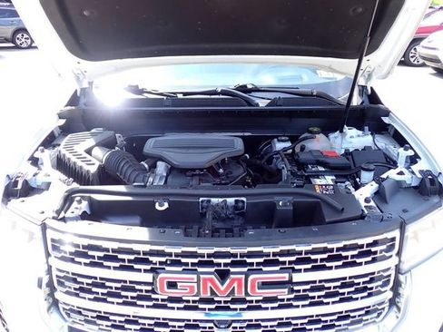 Used 2021 GMC Acadia Denali w/ GMC Pro Grade Package AWD/4WD image 14