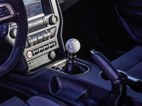 Used 2020 Ford Mustang Shelby GT350 w/ Technology Package image 20