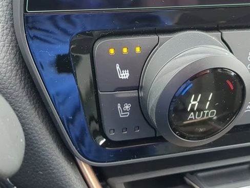 Certified 2025 Toyota Grand Highlander AWD Hybrid image 14