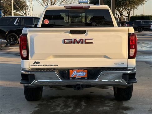 Used 2021 GMC Sierra 1500 SLE w/ Preferred Package image 5