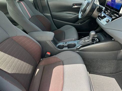 Used 2026 Toyota Corolla SE w/ SE Premium Package FWD image 21