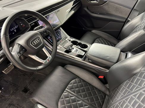 Used 2022 Audi SQ7 Premium Plus w/ SQ7 Executive Package image 9