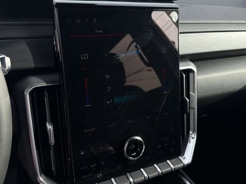 New 2026 GMC Acadia Elevation image 21