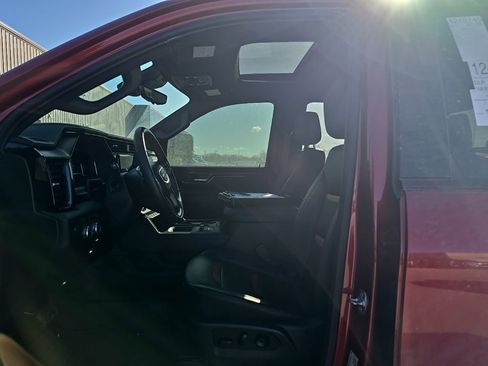 Used 2025 GMC Sierra 3500 AT4 w/ AT4 Premium Plus Package image 8