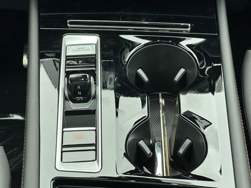 New 2026 Volkswagen Atlas Peak Edition AWD/4WD image 13