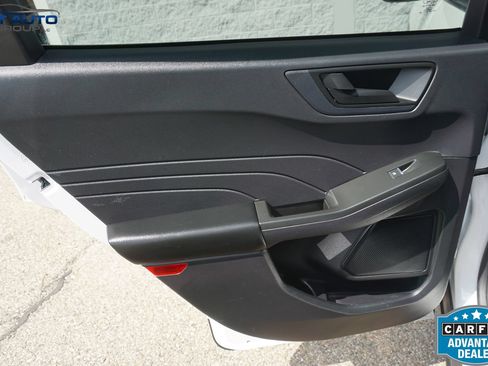 Used 2022 Ford Escape SE FWD image 20