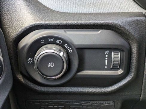 Used 2024 Jeep Wrangler Unlimited Sport AWD/4WD image 25