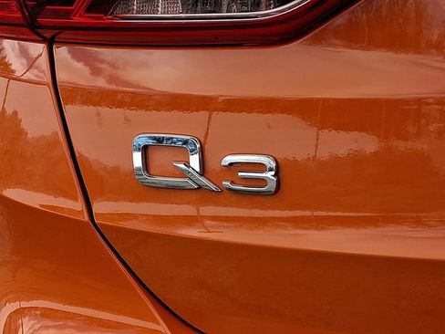 Used 2023 Audi Q3 2.0T Premium AWD/4WD image 31