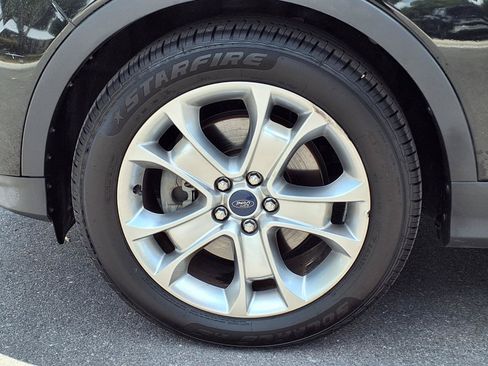 Used 2014 Ford Escape Titanium FWD image 26