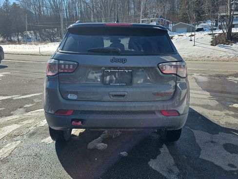 Used 2022 Jeep Compass Trailhawk w/ Trailhawk Convenience Group image 14