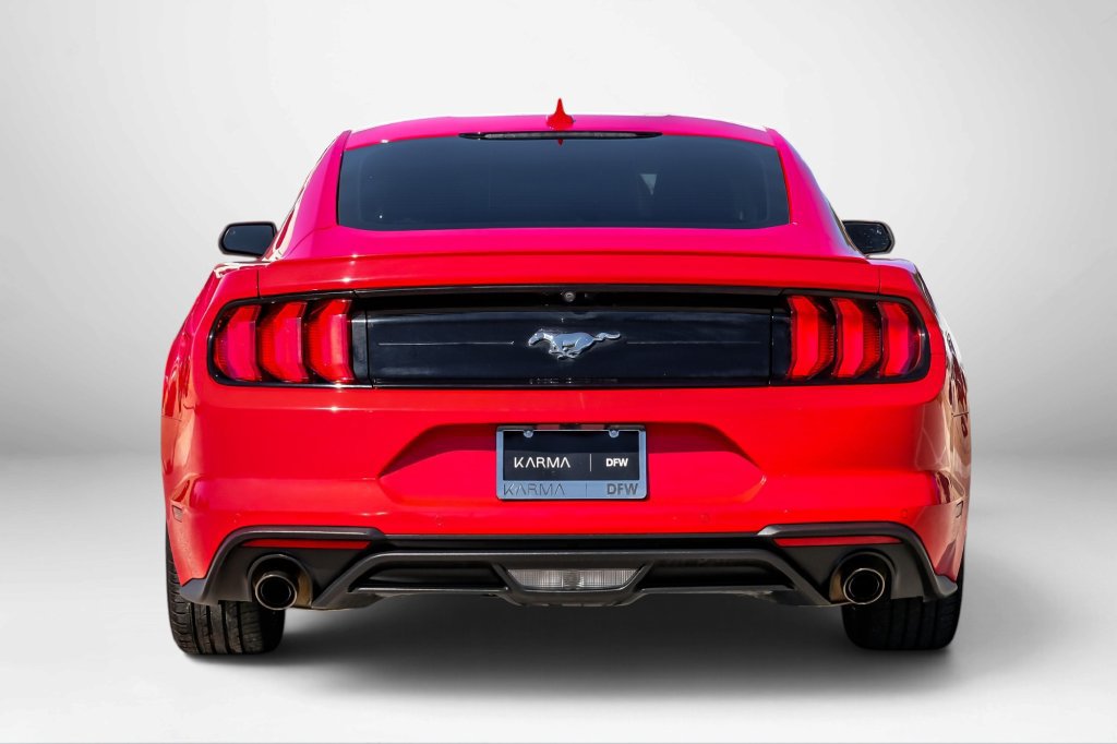 Used 2022 Ford Mustang Premium RWD image 7