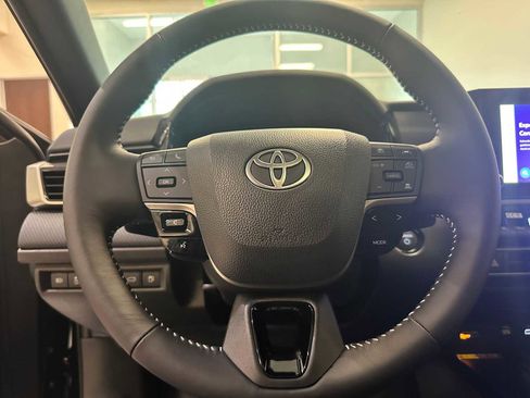 New 2026 Toyota Camry XLE w/ Convenience Package image 11