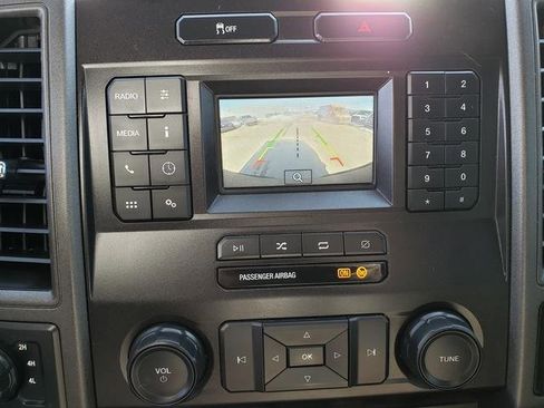 Used 2020 Ford F250 XL w/ Power Equipment Group image 25