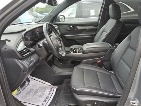 Used 2025 Buick Enclave Preferred FWD image 15