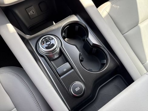 New 2026 Ford Explorer Active w/ Active Comfort Package RWD image 22