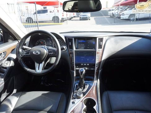 Used 2018 INFINITI Q50 Luxe w/ Cargo Package (L95) RWD image 39