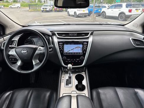 Used 2017 Nissan Murano Platinum w/ Platinum Technology Package AWD/4WD image 13