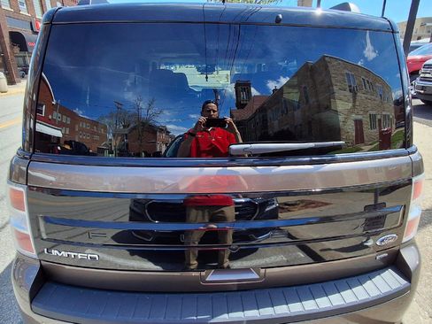 Used 2019 Ford Flex Limited w/ Equipment Group 301A image 5