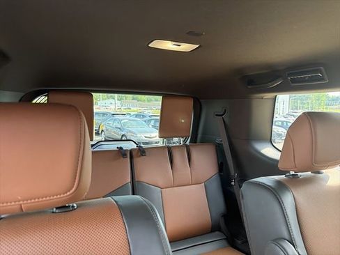 Used 2025 Lexus GX 550 AWD/4WD image 13
