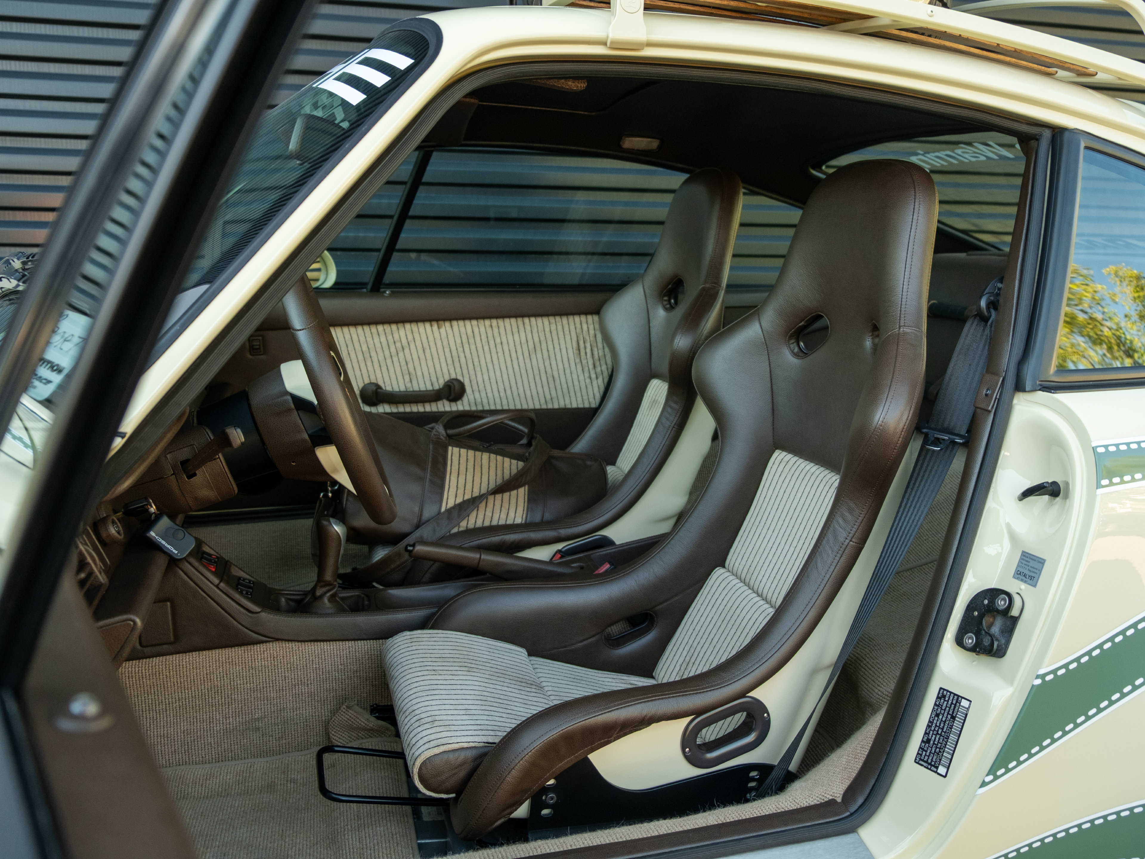 Used 1996 Porsche 911 Carrera RWD image 5