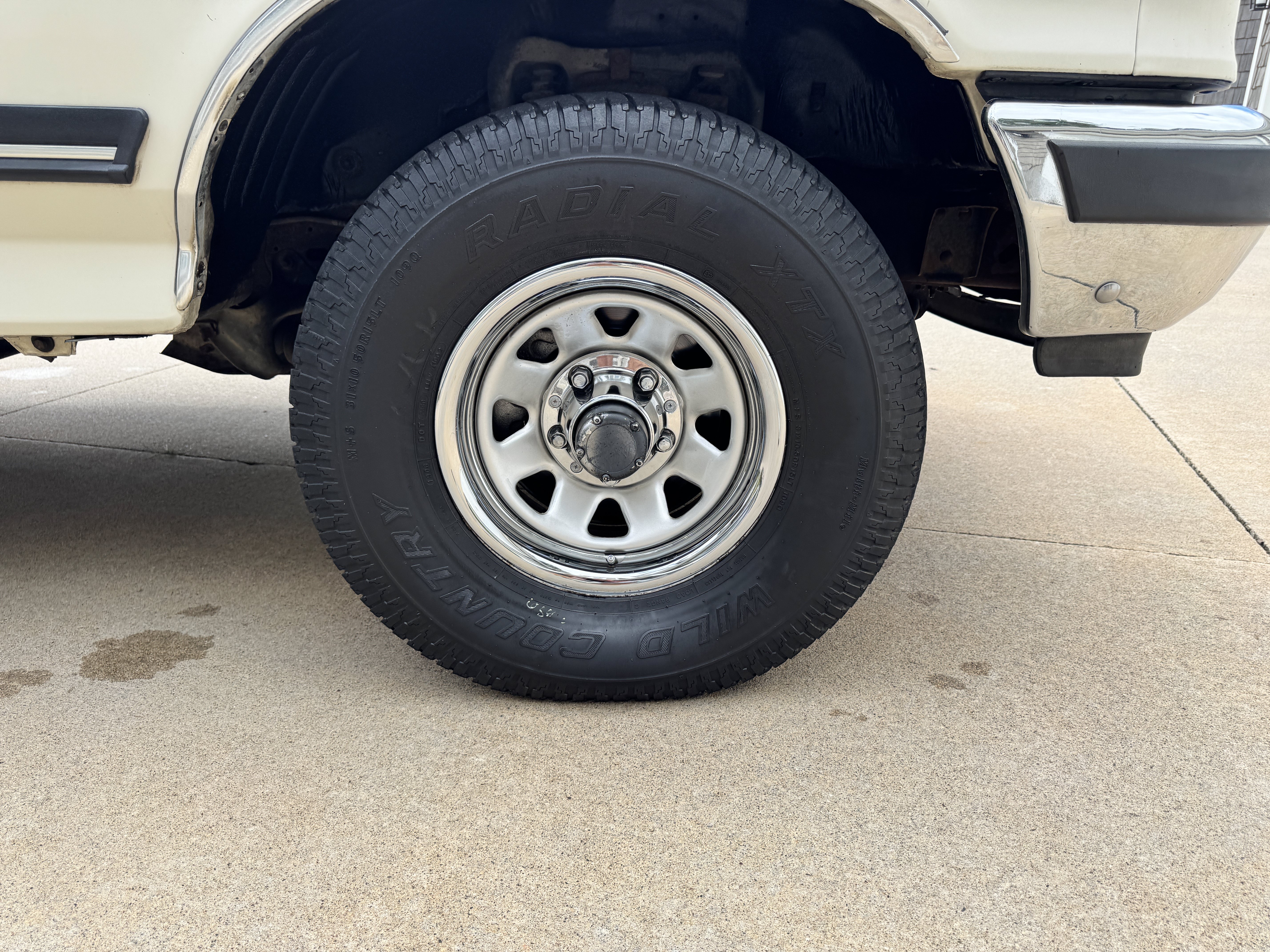 Used 1990 Ford Bronco AWD/4WD image 39