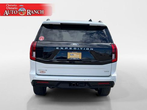 Certified 2025 Ford Expedition Max Active AWD/4WD image 4