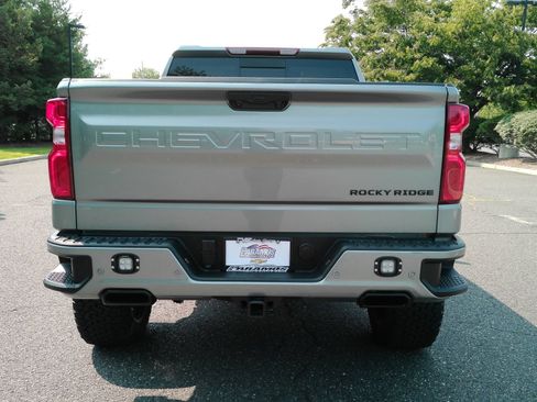 Used 2025 Chevrolet Silverado 1500 RST AWD/4WD image 6
