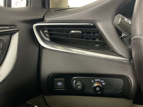 Used 2021 Buick Enclave Essence w/ LPO, Floor Liner Package FWD image 18