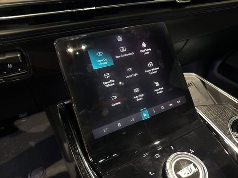 Used 2026 Cadillac Escalade IQ Sport 1 w/ LPO, ONYX Package image 45