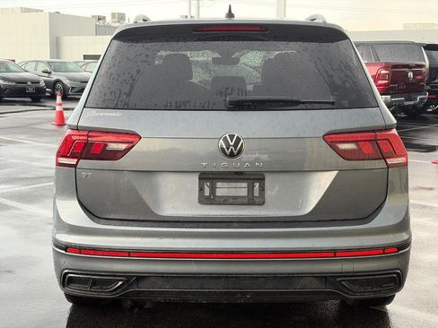 Used 2023 Volkswagen Tiguan SE R-Line FWD image 3