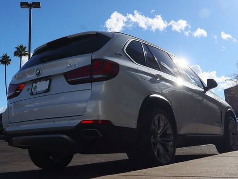 Used 2017 BMW X5 xDrive40e image 12