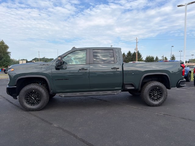 New 2026 Chevrolet Silverado 2500 ZR2 w/ LPO, Dark Essentials Package AWD/4WD image 4