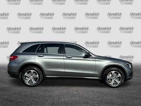 Used 2019 Mercedes-Benz GLC 350e 4MATIC image 3